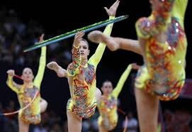 体操新星斩获五金 赛艇健儿破浪夺魁“东莞飞人”卫冕落泪